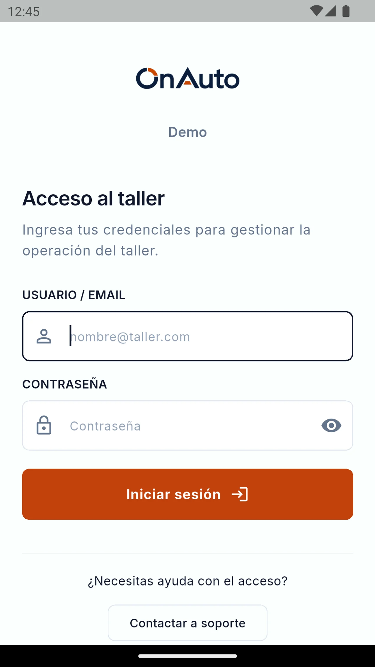 Pantalla de acceso de OnAuto Demo en Android, sin credenciales introducidas